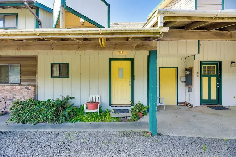 Sanderling Sea Cottages, Unit 1 With Deck!