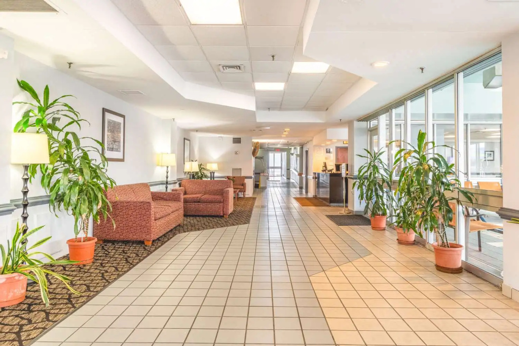 Seaview Hotel — 2