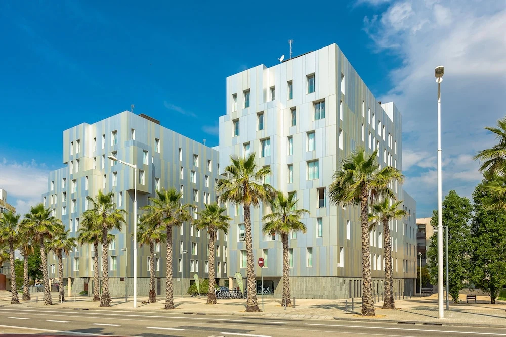 Urban Districs Apartments Rambla Suite & Pool