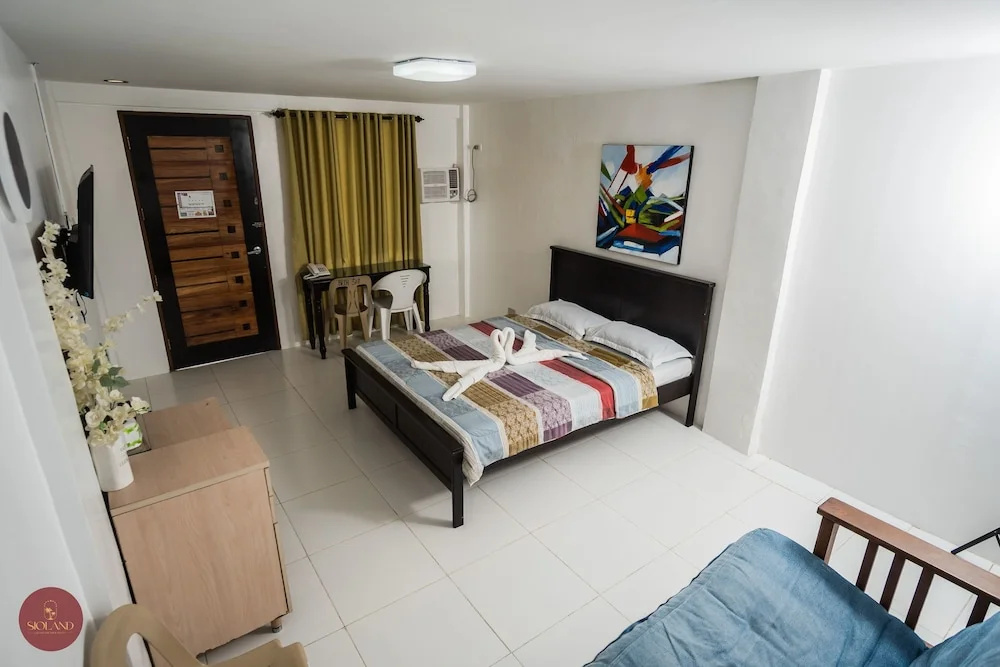 Premier room