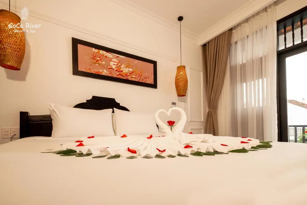 Standard Double room with pool view (full double bed)