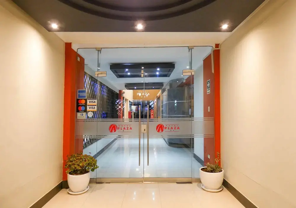Hotel Plaza by DOT Light - Général