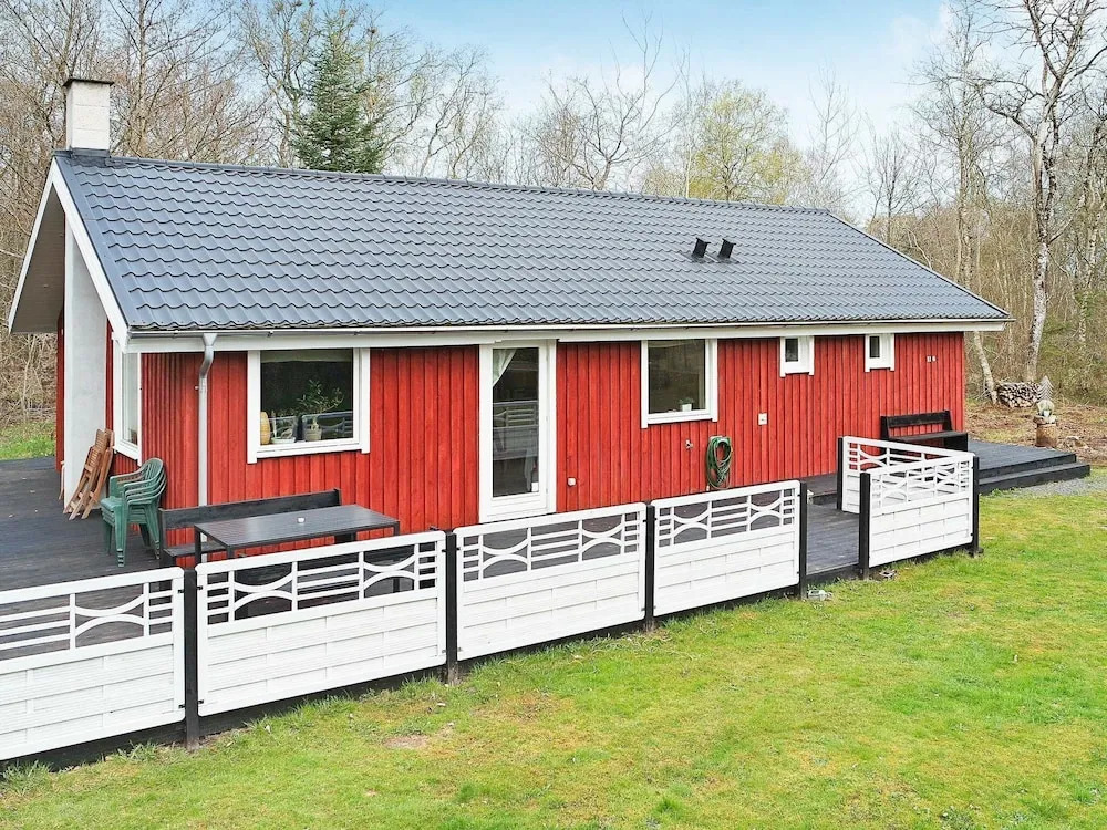 Modern Holiday Home in Hadsund With Whirlpool - фото 9