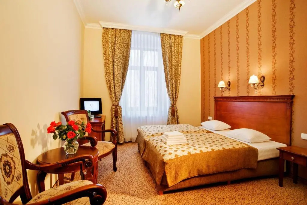 Premium Double room (full double bed)