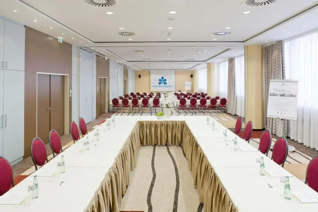 Clayton Hotel Düsseldorf City Centre - Général