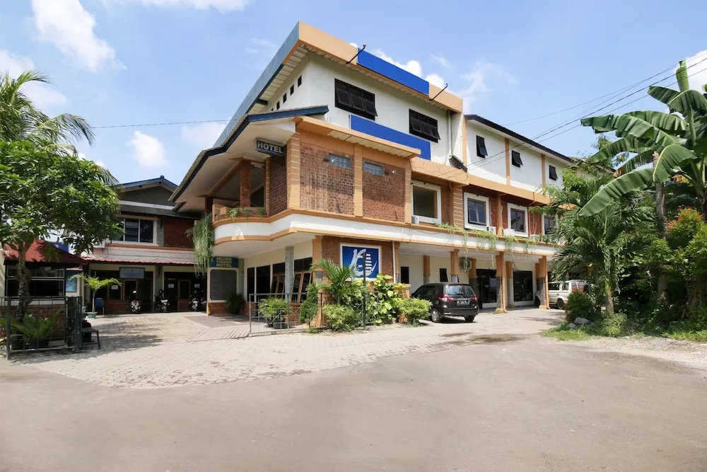 Airy Urip Sumoharjo Gang Prajurit 1 Bandar Lampung