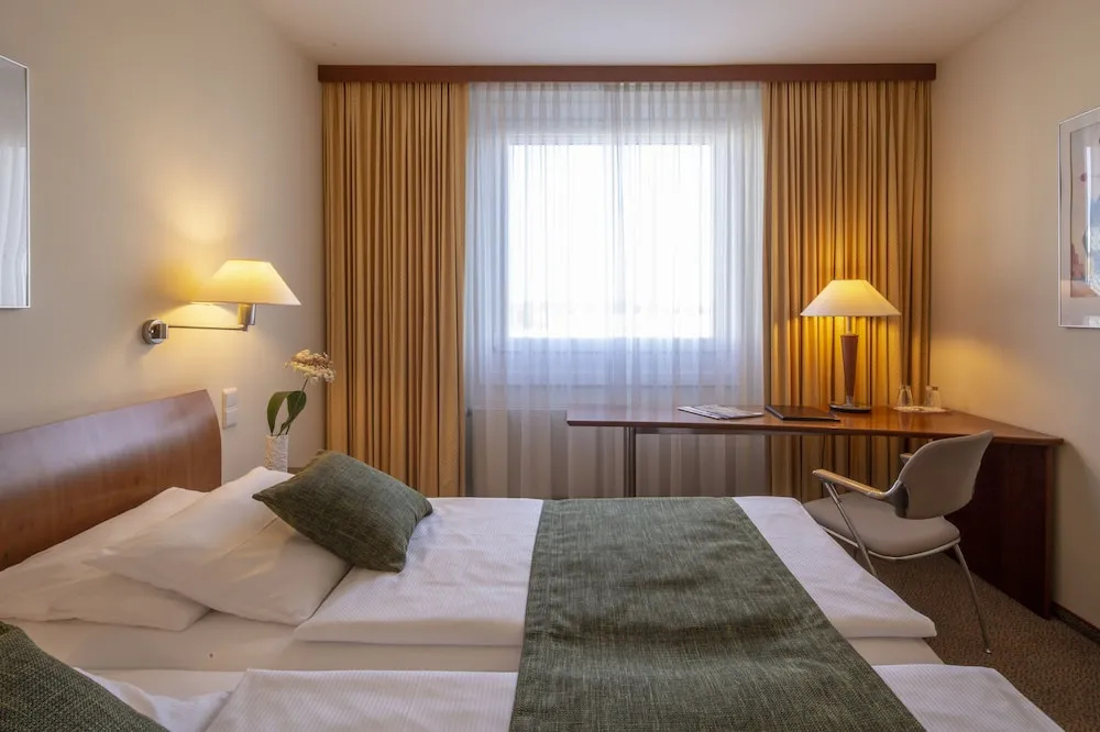 Globana Airport Hotel - Chambres
