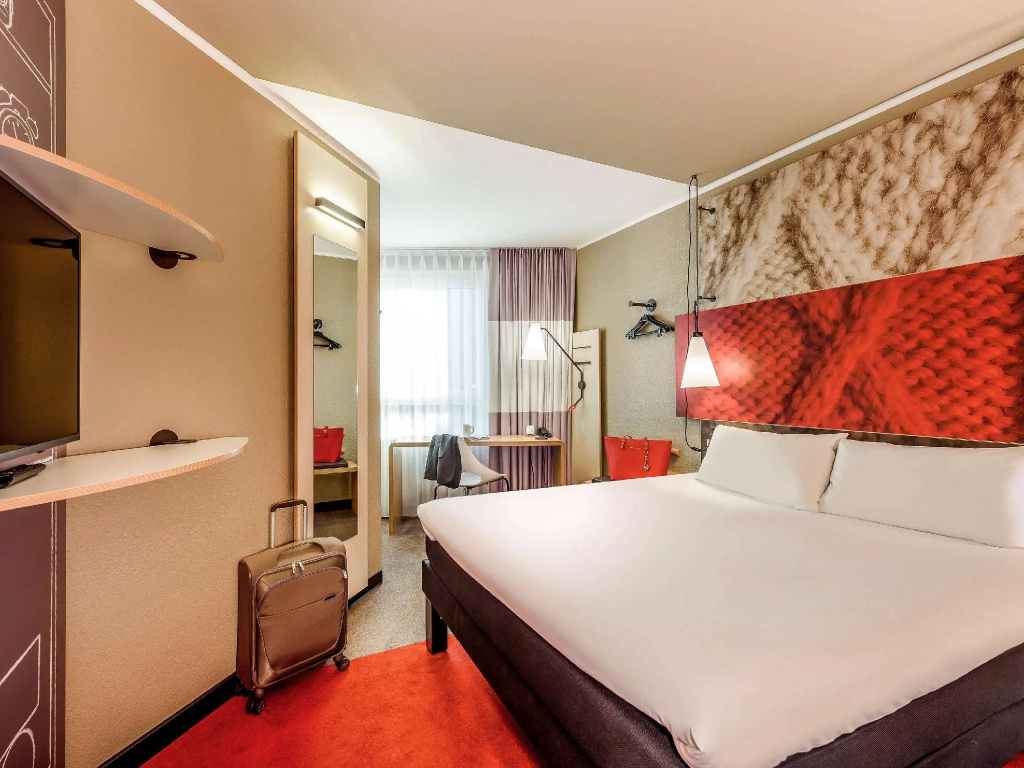 Standard Double room (full double bed)