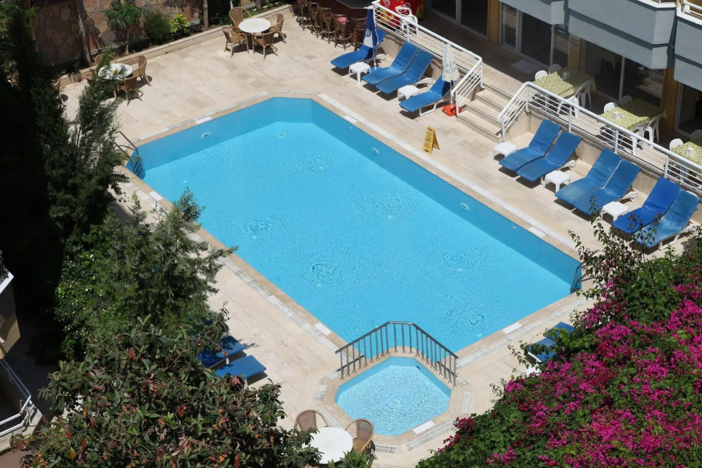 Hotel photo 13