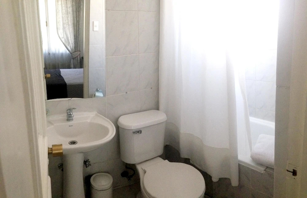 WE Hotel - Chambres