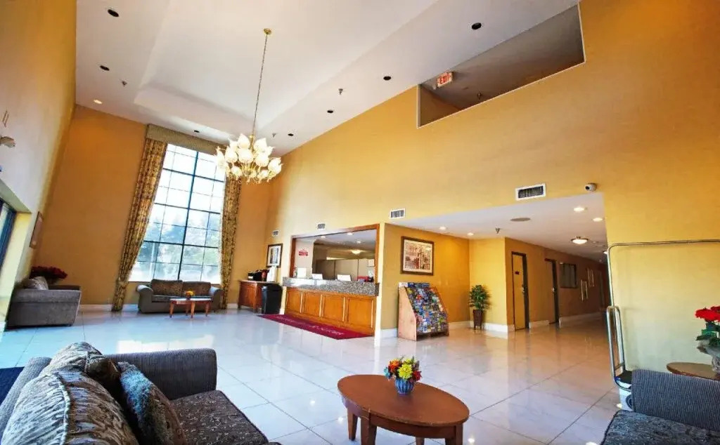 Best Western Cypress Inn & Suites