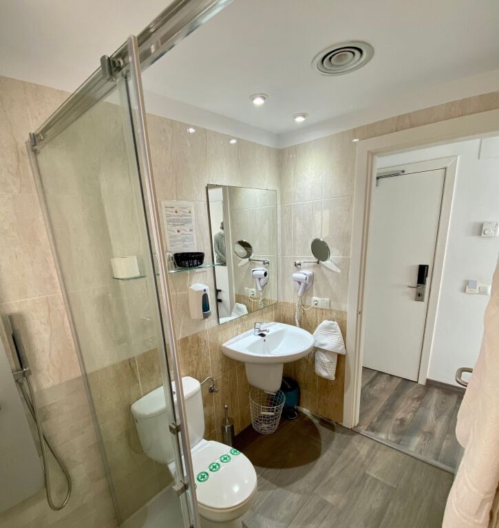 Hotel Bella Dolores SL by null