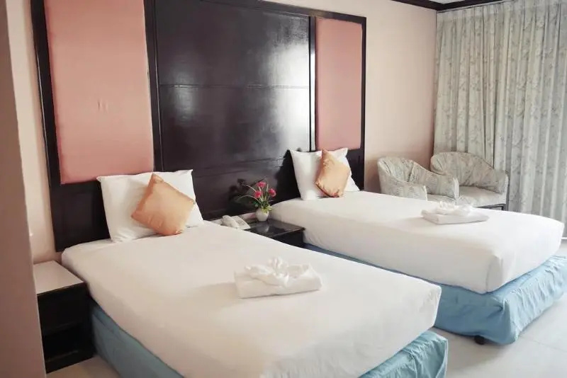 Mike Beach Resort Pattaya - Chambres