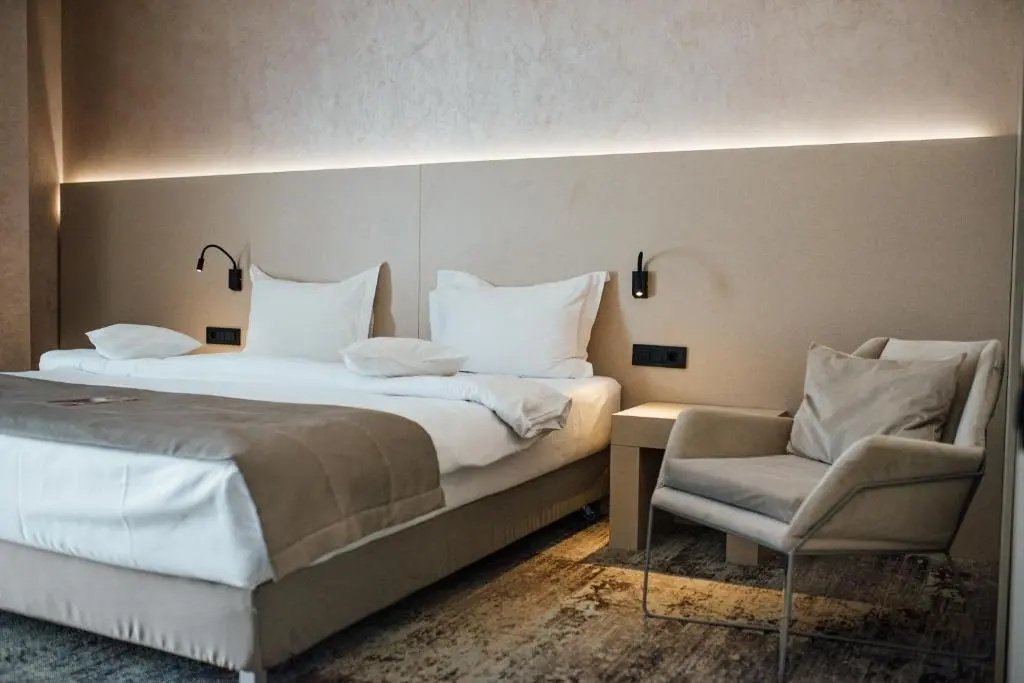Standard Double room (full double bed)