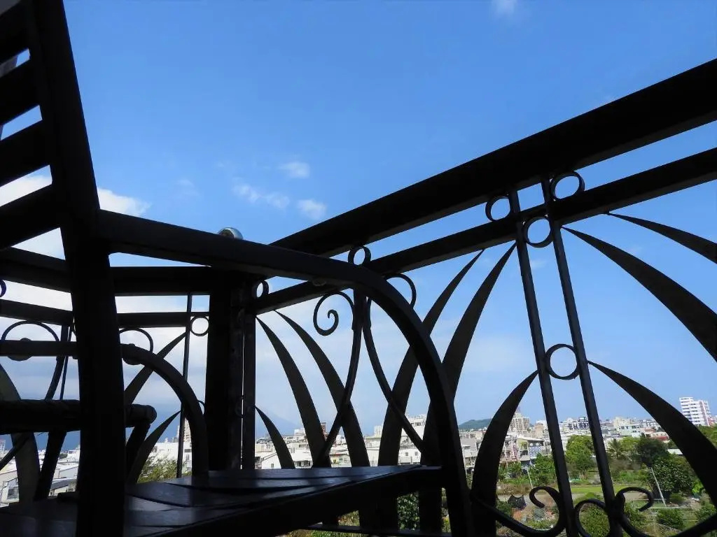 Standard Double room with mountain view (full double bed)
