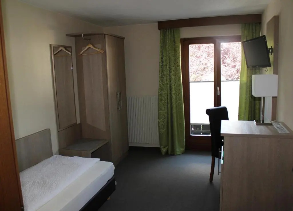 Pension Alfenz - Chambres