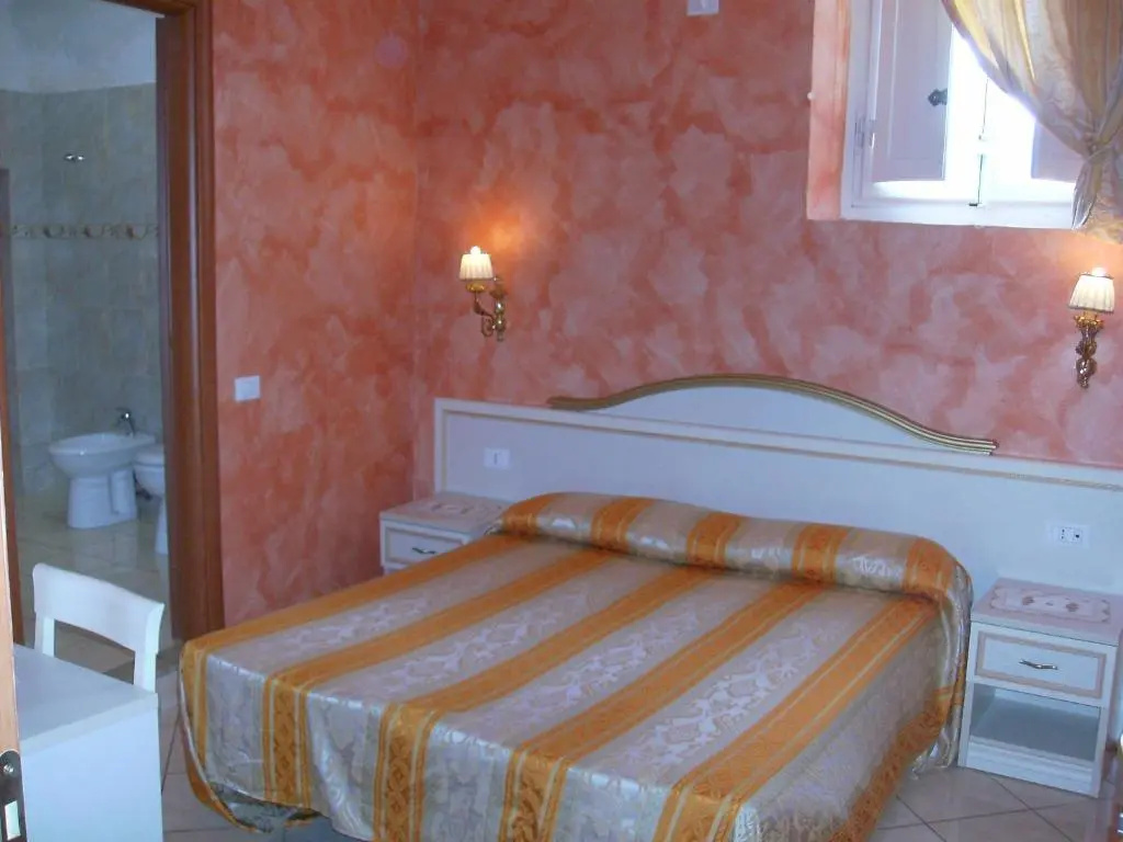 Superior Double room (full double bed)