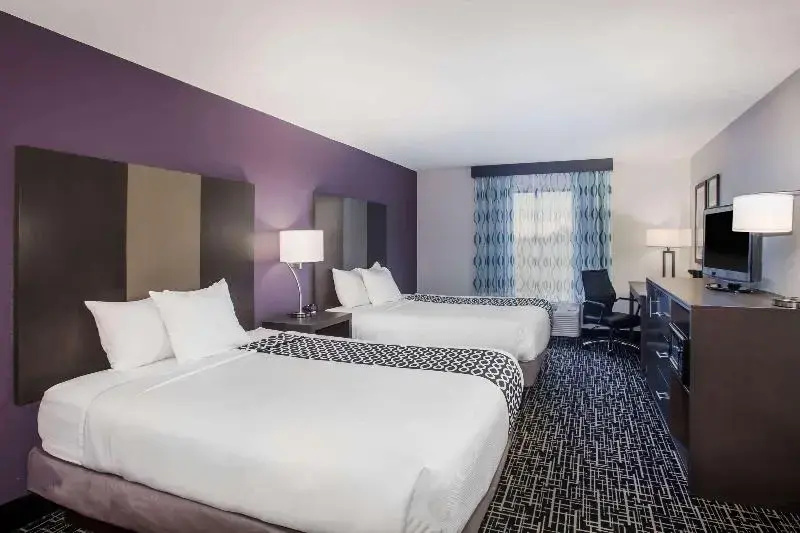 La Quinta Inn & Suites by Wyndham Pontoon Beach - Chambres