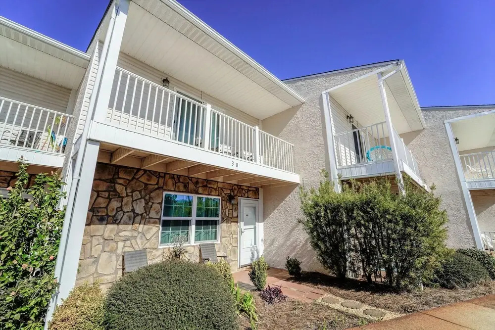 Woodland Shores Beach Resort by Panhandle Getaways