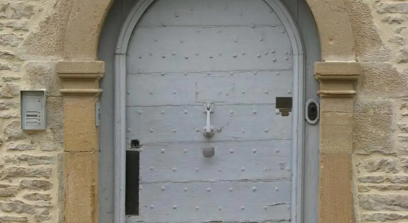 Ofihouse - фото 1