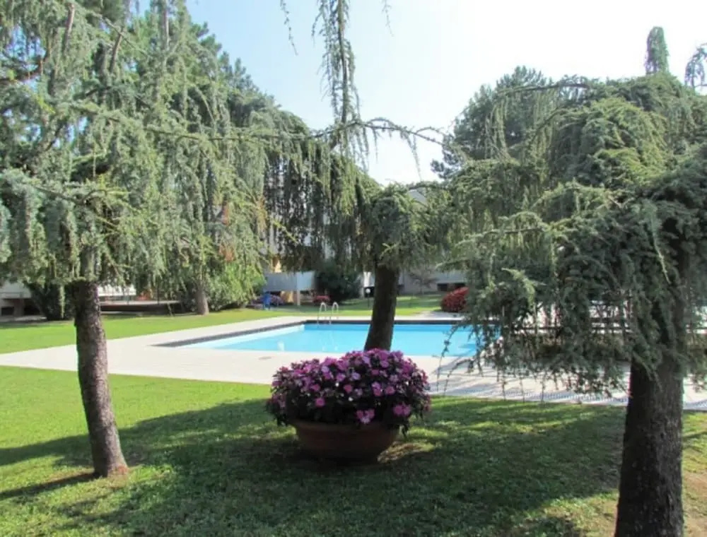 Flat With Patio Overlooking the Pool