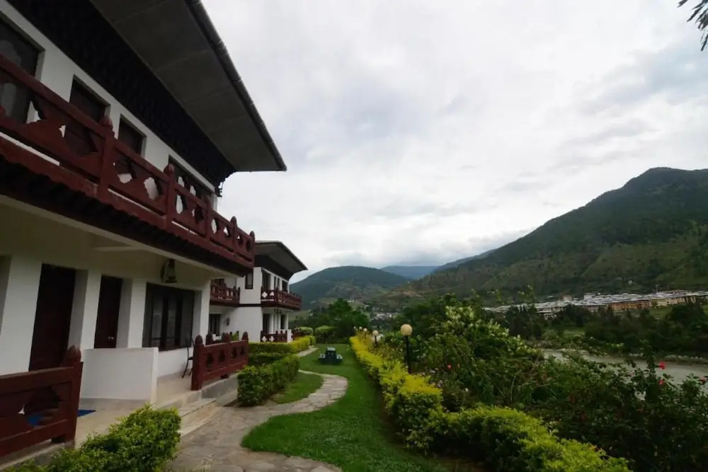 Himalayan Dragon's Nest Hotel