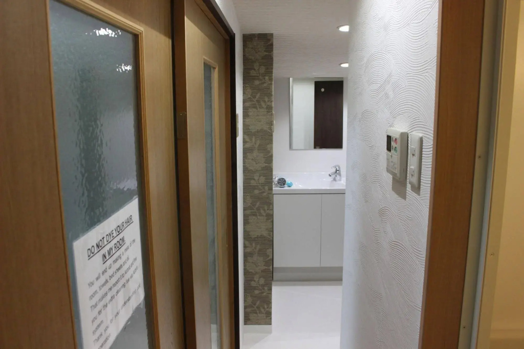 image url