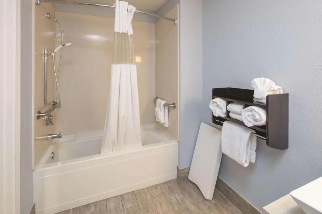 Spark by Hilton San Jose Airport - Chambres
