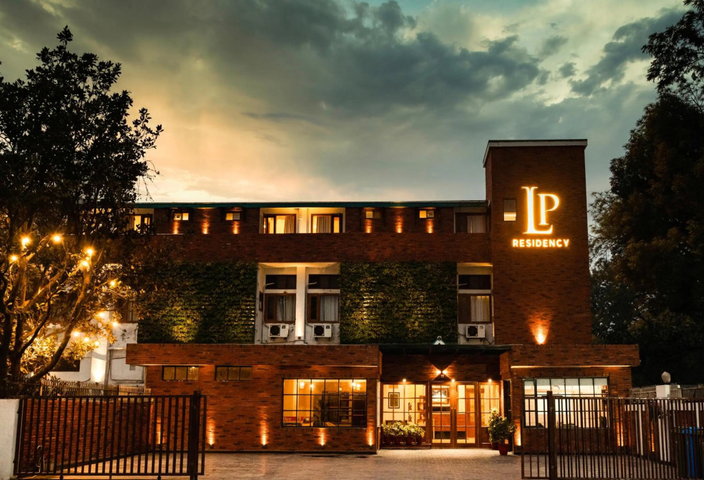 Hotel LP Residency
