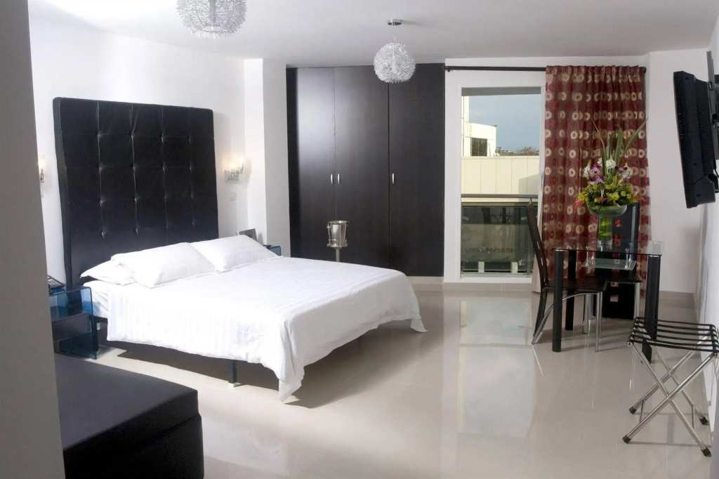 Hotel photo 2