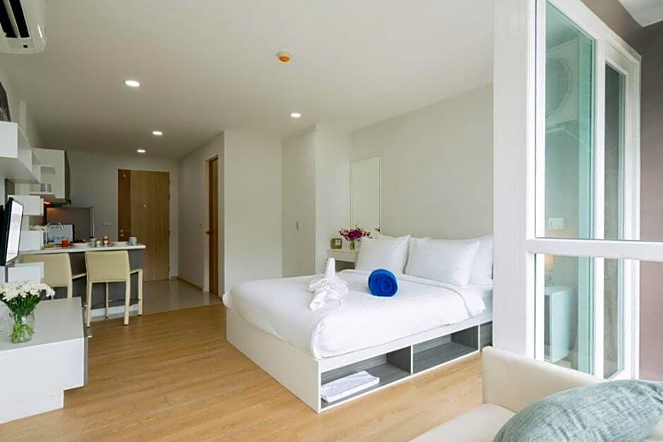 Студия Deluxe в Ozone Condotel Kata by RESAVA