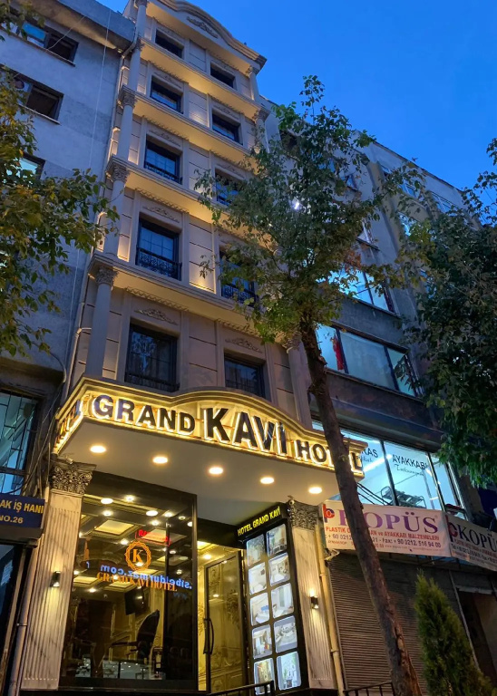 Grand Kavi Hotel — фото