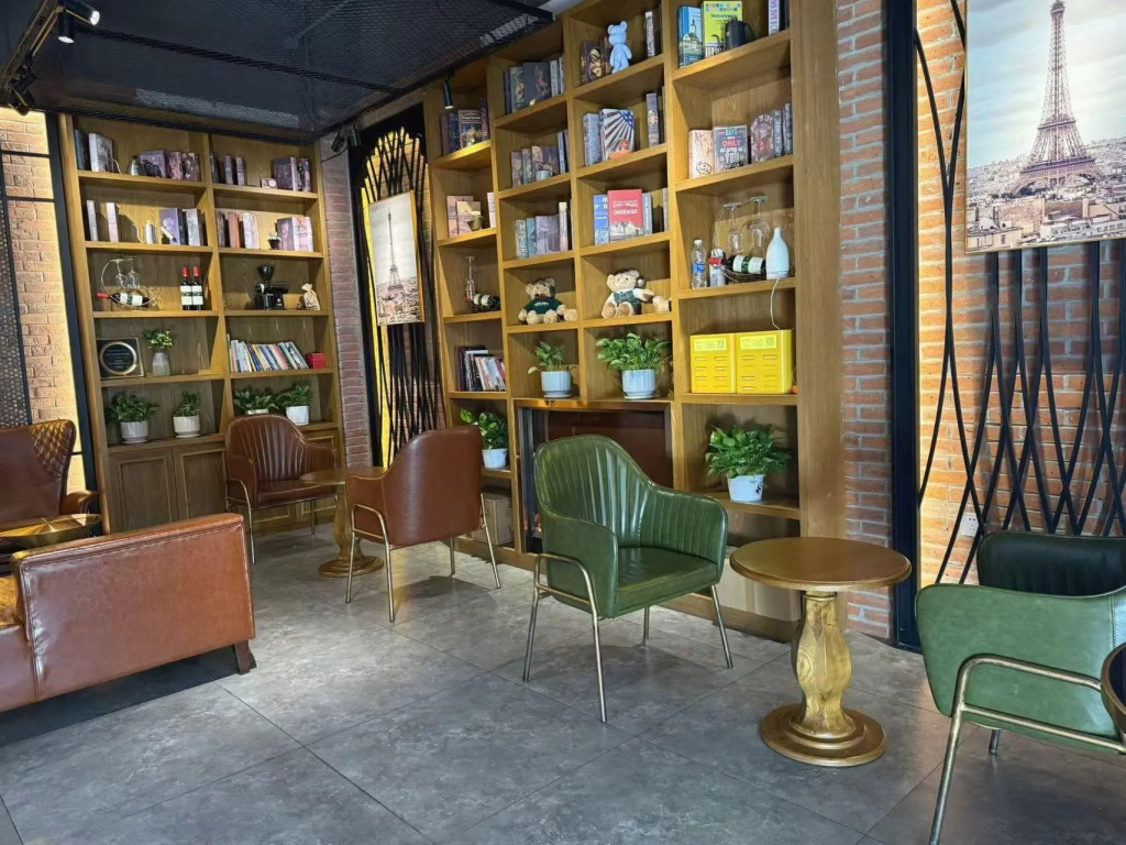 Отель James Joyce Coffetel (Beijing Bird Nest National Convention Center) в Пекине