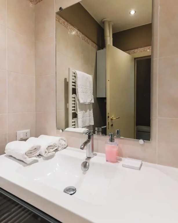 1 Bedroom Economy Apartment