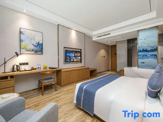 Superior Double room (full double bed)