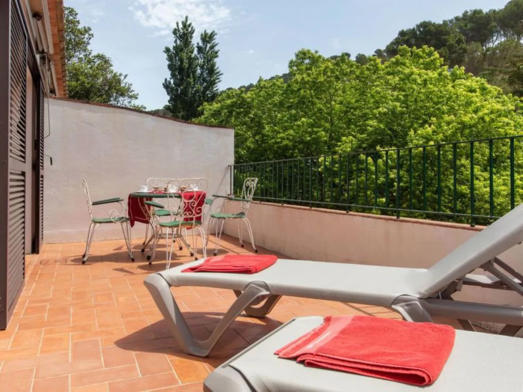 Balcony & Terrace