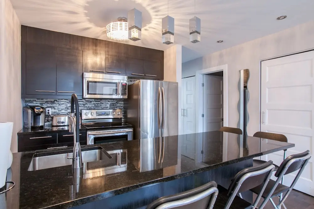 LMVR - The Sherbrooke - Chambres