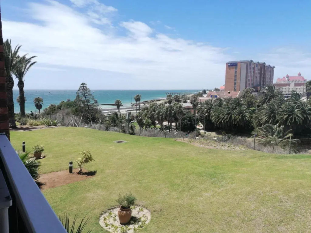 Beachfront Dream 256 Brookes Hill Suites