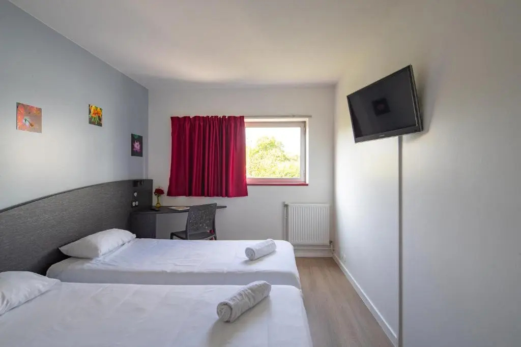 Standard Double room (twin beds)