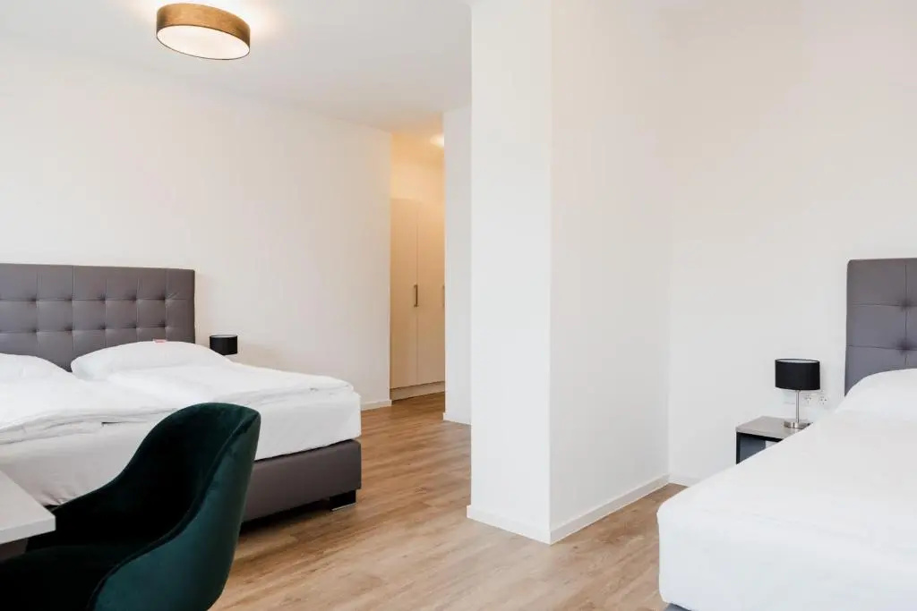 Standard Triple room