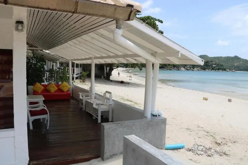 Beach & Waterfront