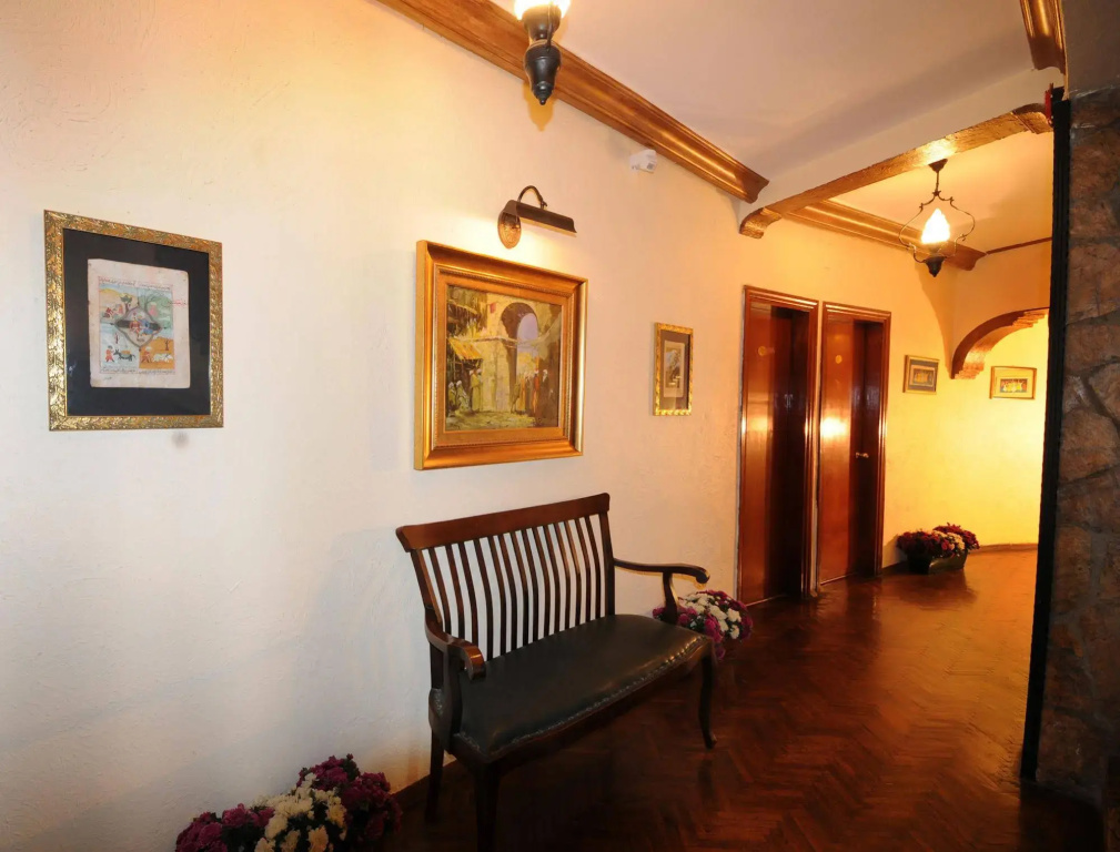 Megara Palace - Général