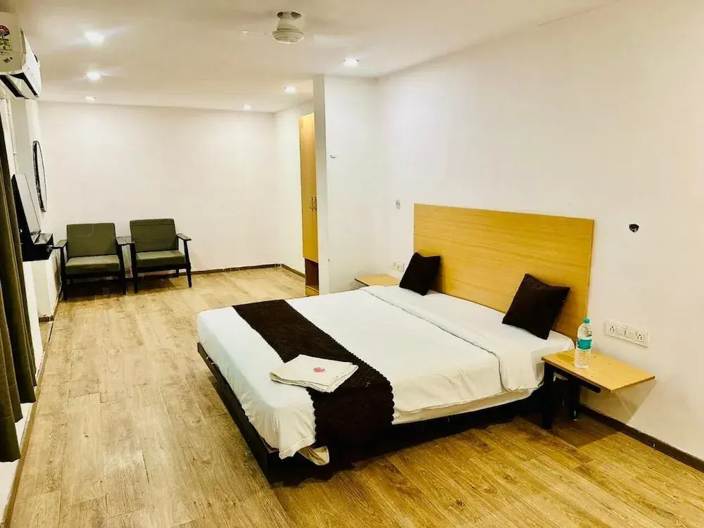 Hotel photo 8