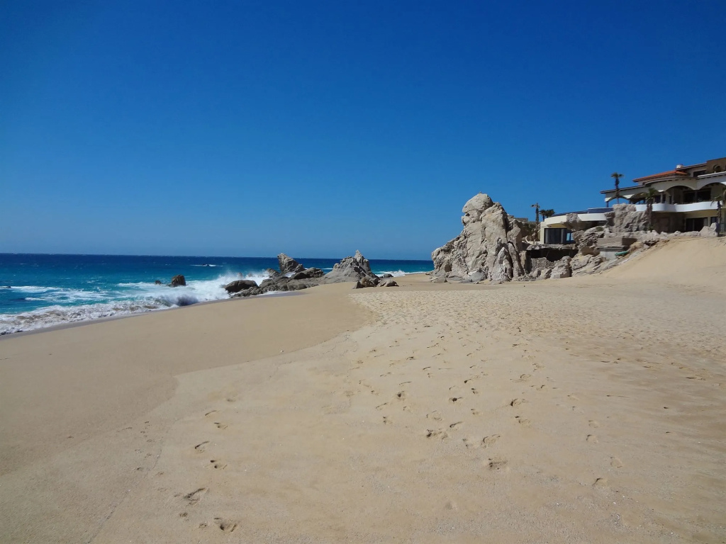 Beach & Waterfront