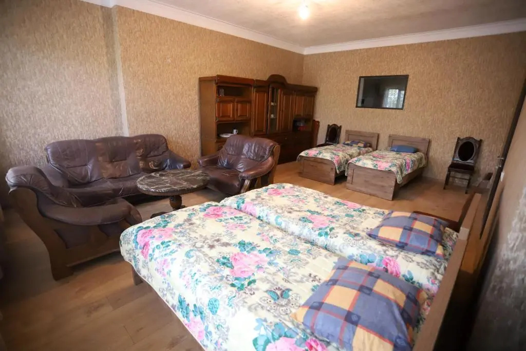 Standard Family room with garden view