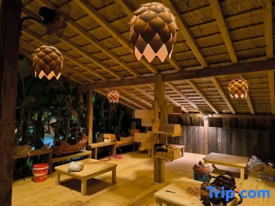 Wanning Liji Qiyungao Camp Homestay