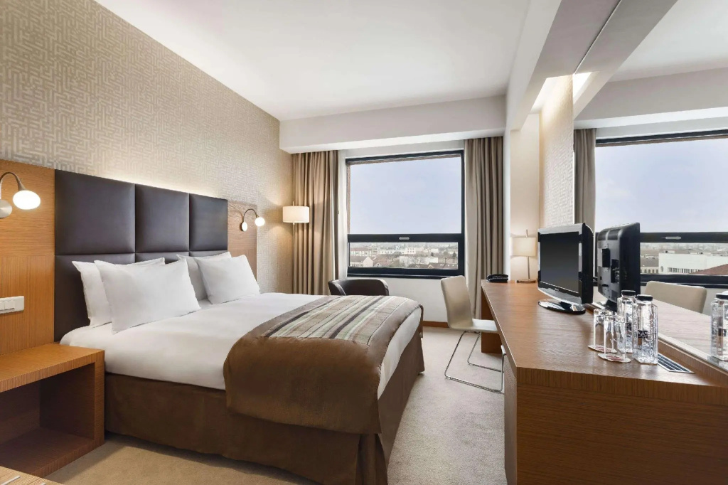 Ramada by Wyndham Oradea - Chambres