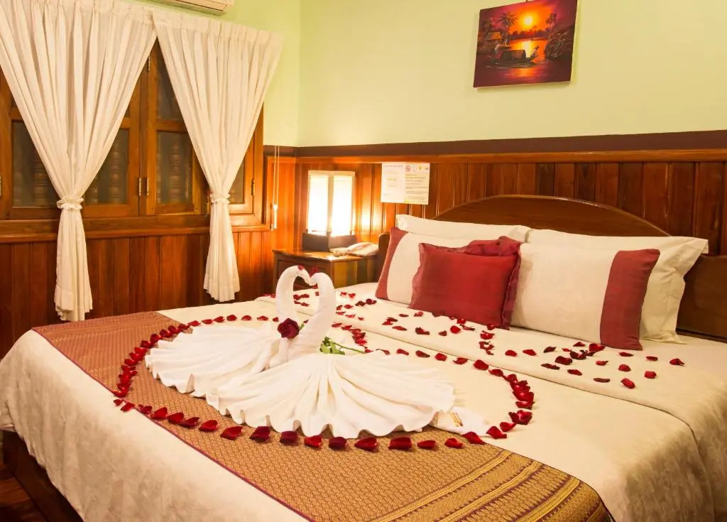 Standard Double room (full double bed)