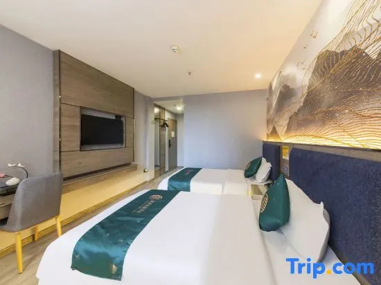 Premier room
