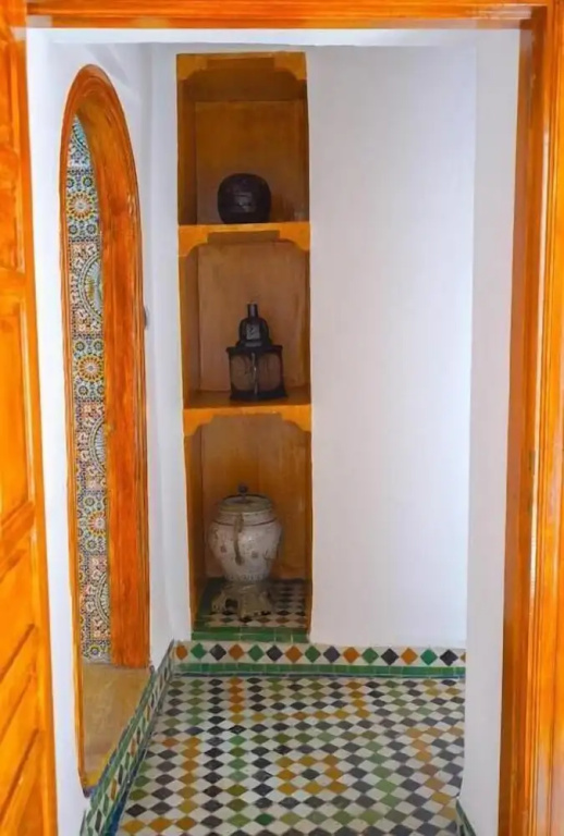 Superior Double room with courtyard view (full double bed)